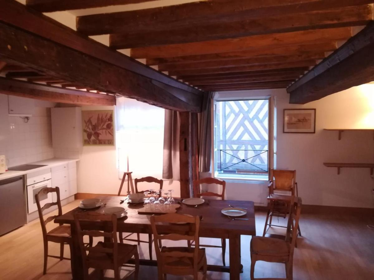 Vakantiehuis Duplex Avec Terrasse Lumineux Proche Vieux Bassin *
